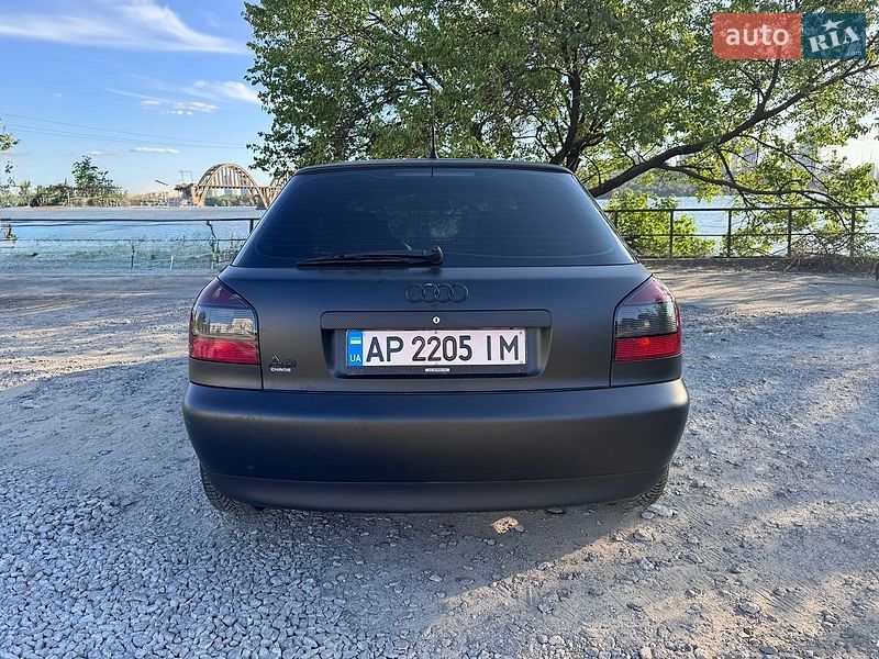 Хэтчбек Audi A3 2002 в Днепре