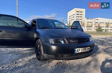 Хэтчбек Audi A3 2002 в Днепре