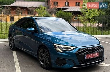 Седан Audi A3 2022 в Киеве