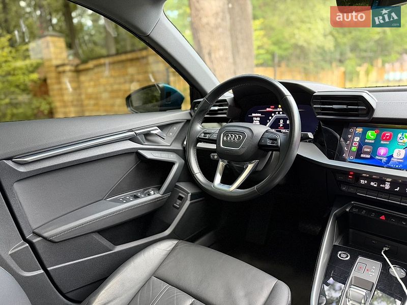 Седан Audi A3 2022 в Киеве