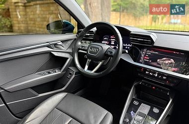 Седан Audi A3 2022 в Киеве
