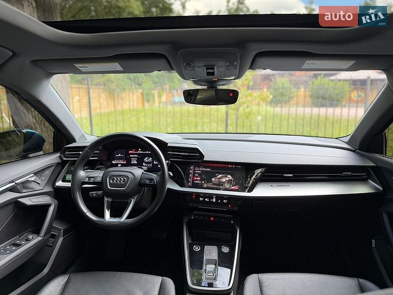 Седан Audi A3 2022 в Киеве