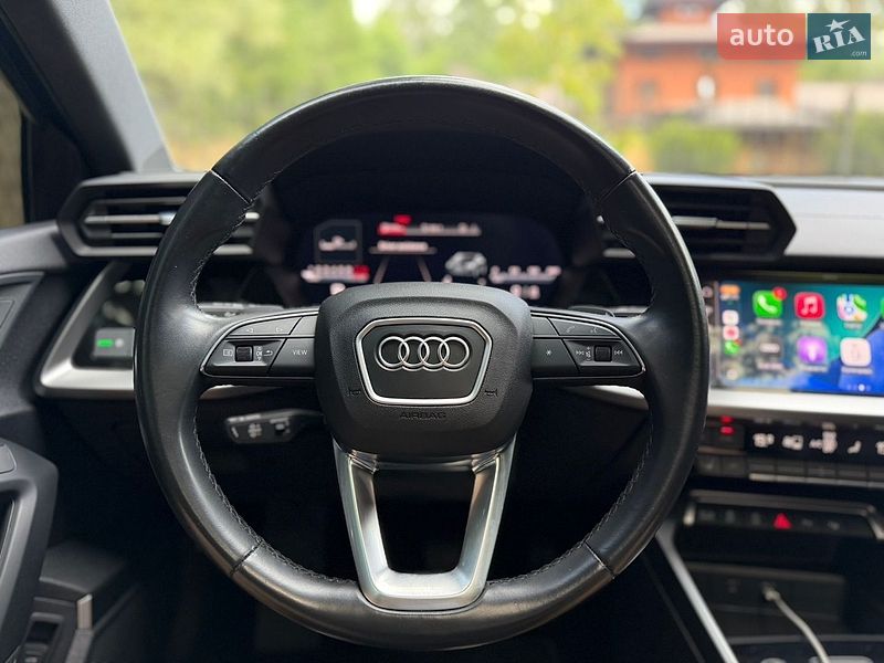 Седан Audi A3 2022 в Киеве