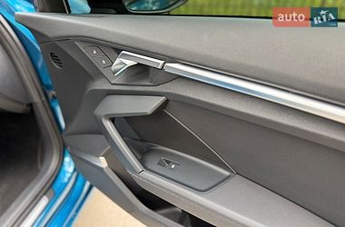 Седан Audi A3 2022 в Киеве