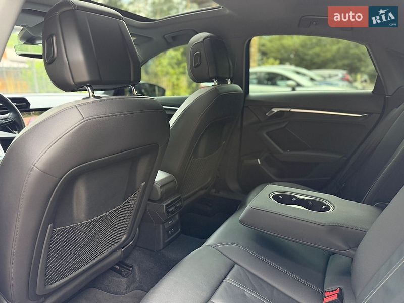 Седан Audi A3 2022 в Киеве