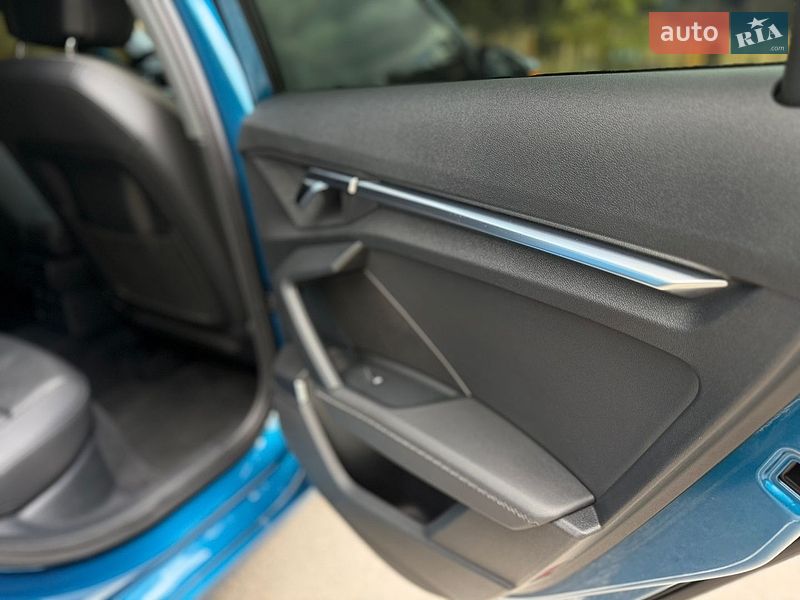 Седан Audi A3 2022 в Киеве