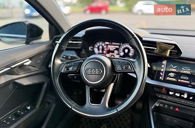 Седан Audi A3 2022 в Киеве