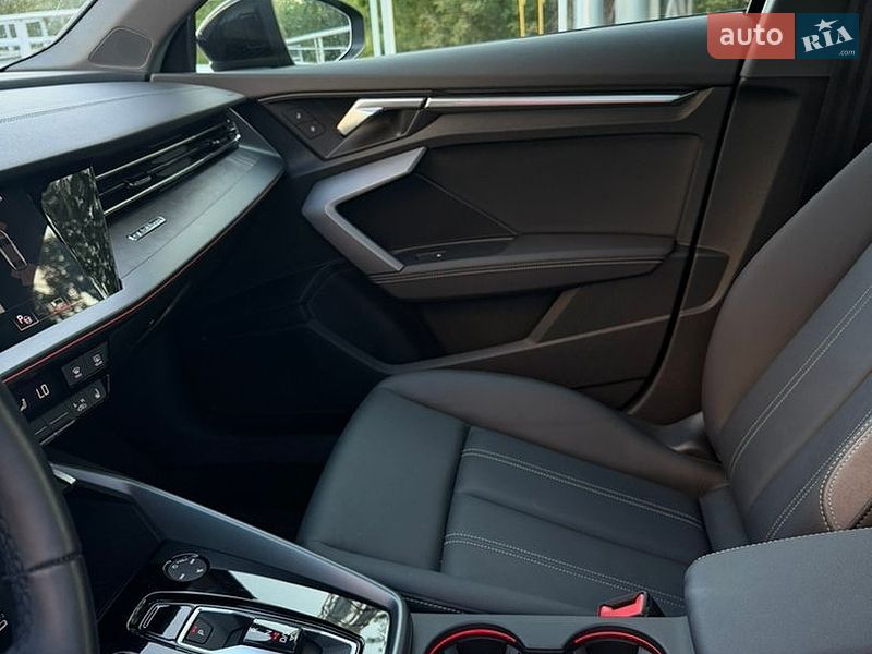 Седан Audi A3 2024 в Киеве