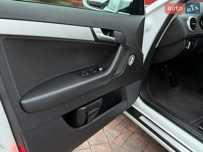 Хэтчбек Audi A3 2011 в Сколе