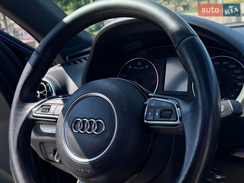 Седан Audi A3 2014 в Синельниково