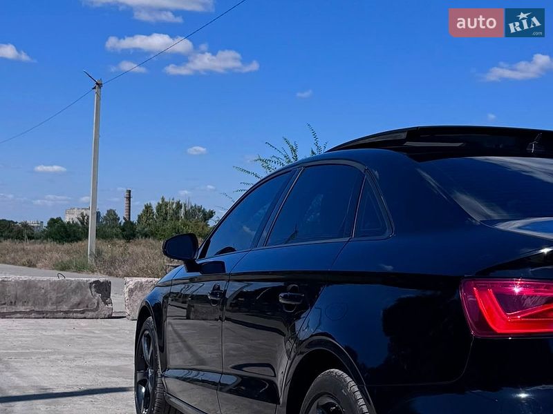 Седан Audi A3 2014 в Синельниковому фото Седан Audi A3 2014 в Синельниковому