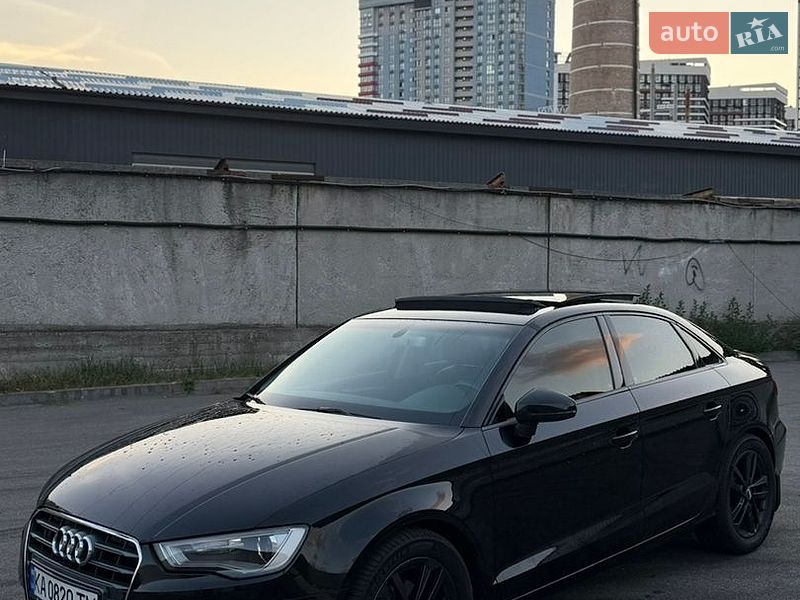 Седан Audi A3 2015 в Киеве