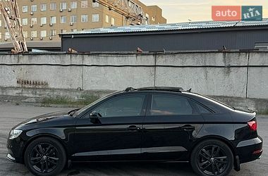 Седан Audi A3 2015 в Киеве