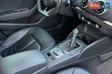 Седан Audi A3 2015 в Киеве