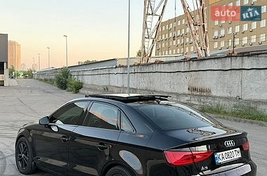 Седан Audi A3 2015 в Киеве