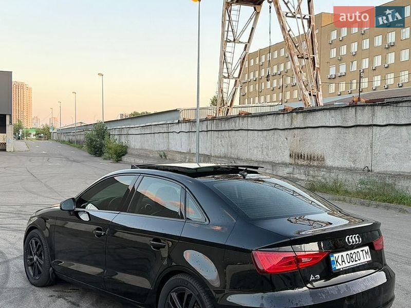 Седан Audi A3 2015 в Киеве