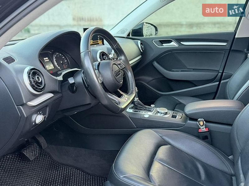 Седан Audi A3 2015 в Киеве