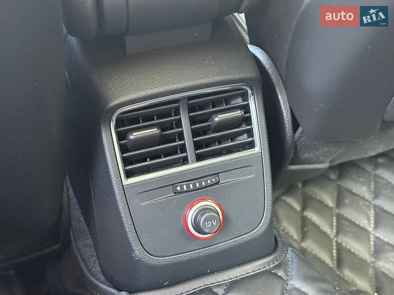 Седан Audi A3 2015 в Дніпрі