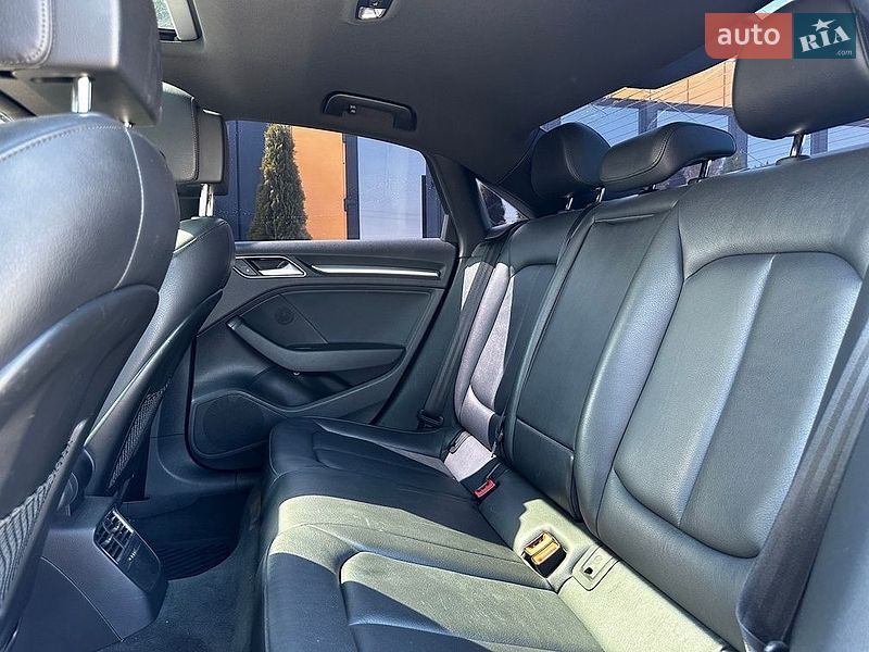 Седан Audi A3 2020 в Івано-Франківську
