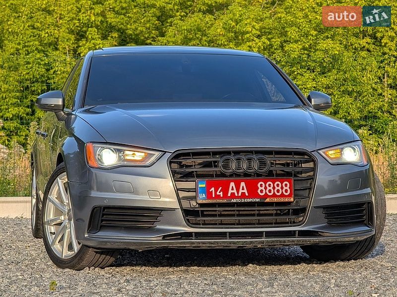 Седан Audi A3 2015 в Дрогобыче
