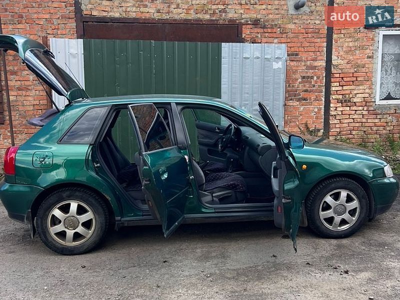 Хетчбек Audi A3 2000 в Львові