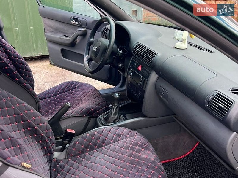 Хэтчбек Audi A3 2000 в Львове