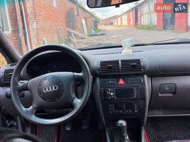 Хетчбек Audi A3 2000 в Львові