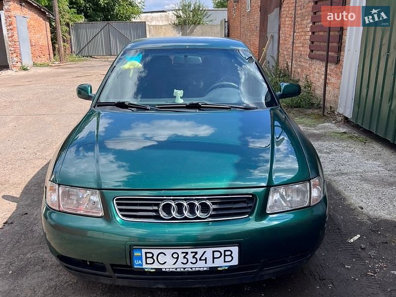 Хетчбек Audi A3 2000 в Львові
