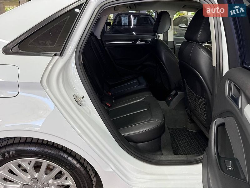 Седан Audi A3 2016 в Одесі