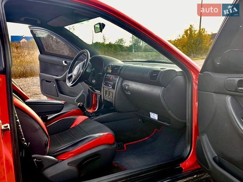 Хетчбек Audi A3 1997 в Волочиську