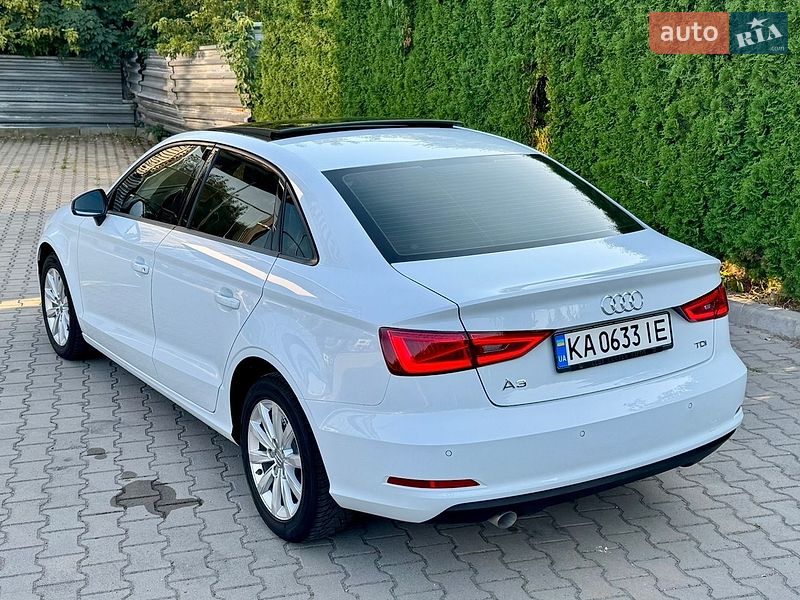 Седан Audi A3 2015 в Вінниці