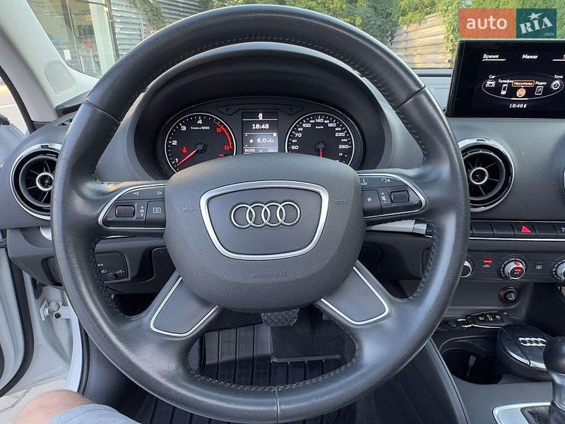 Седан Audi A3 2015 в Вінниці
