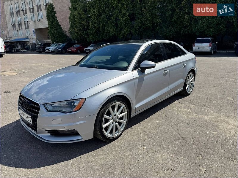 Седан Audi A3 2015 в Киеве
