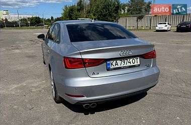 Седан Audi A3 2015 в Киеве