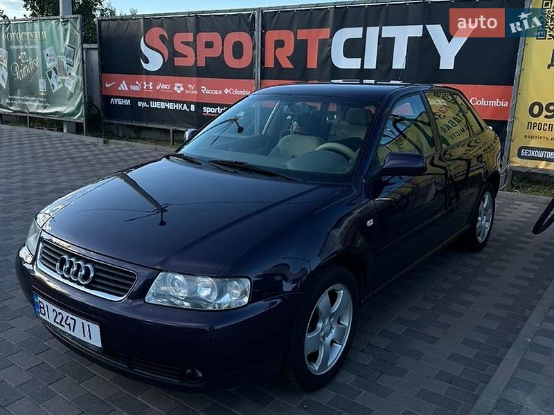 Хэтчбек Audi A3 2002 в Лубнах