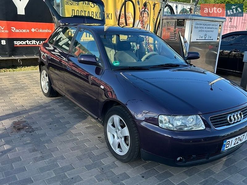 Хэтчбек Audi A3 2002 в Лубнах