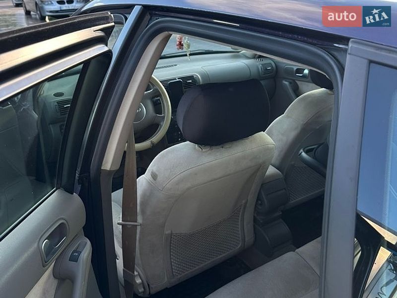 Хэтчбек Audi A3 2002 в Лубнах