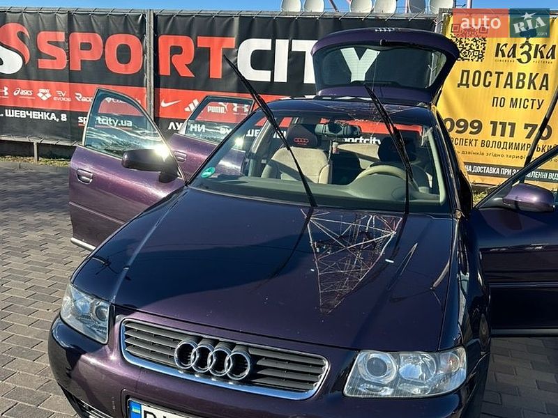 Хэтчбек Audi A3 2002 в Лубнах