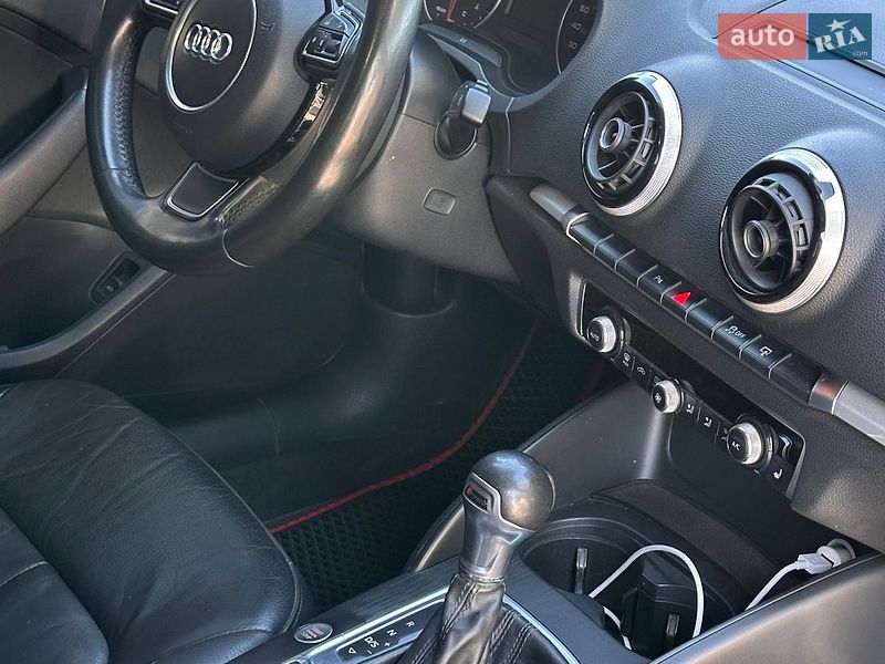 Седан Audi A3 2016 в Смеле
