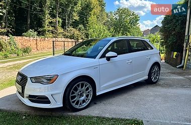 Хетчбек Audi A3 2016 в Умані