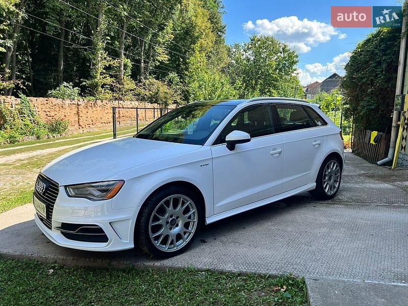 Хетчбек Audi A3 2016 в Умані
