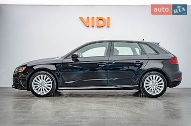 Хетчбек Audi A3 2016 в Києві