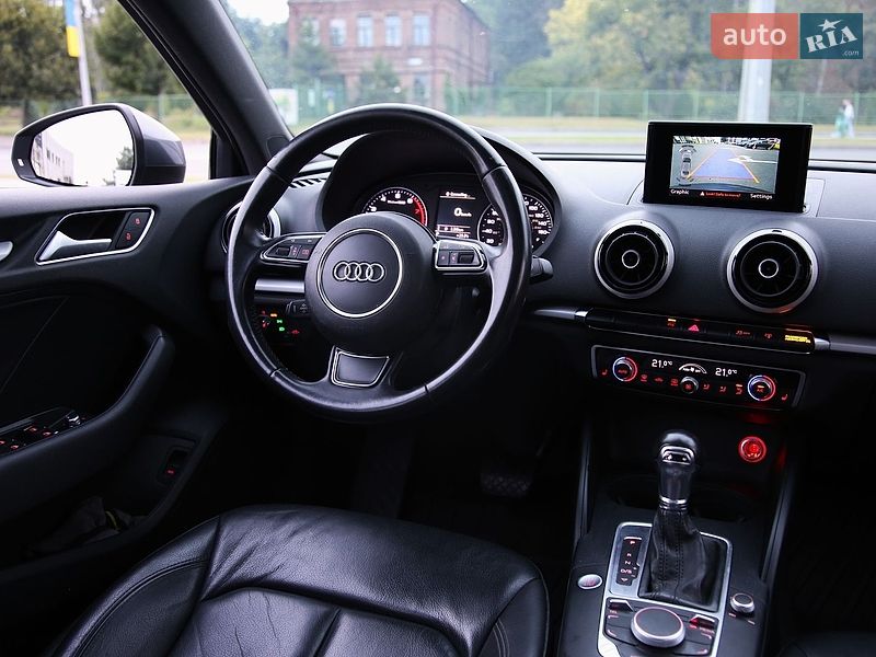 Седан Audi A3 2015 в Харкові