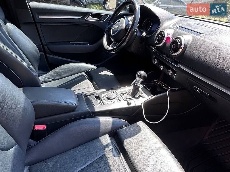 Седан Audi A3 2015 в Киеве фото 5 Седан Audi A3 2015 в Киеве