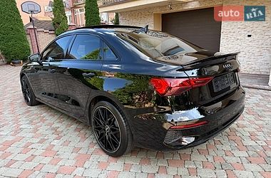 Седан Audi A3 2023 в Черновцах