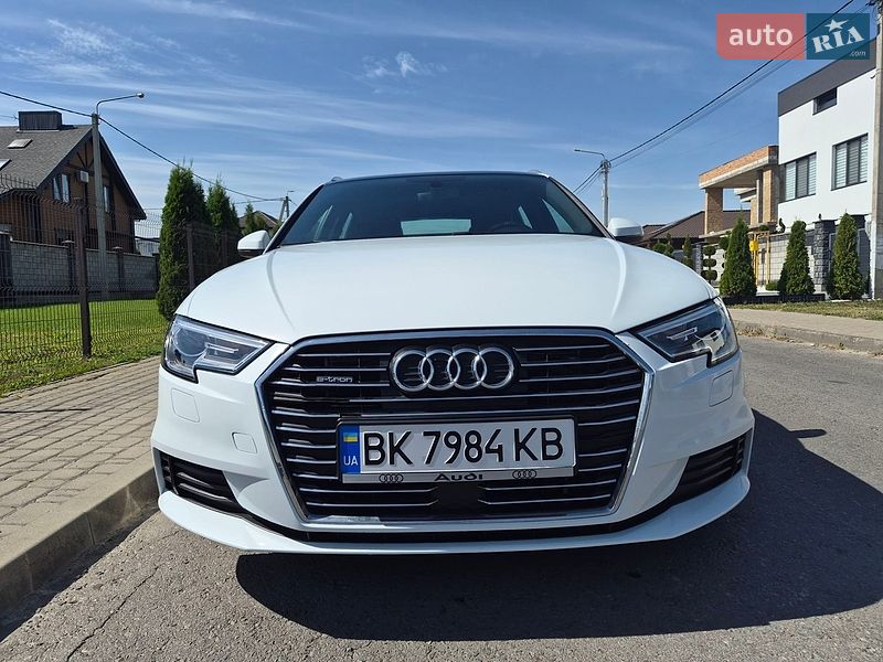 Хэтчбек Audi A3 2017 в Ровно фото 4 Хэтчбек Audi A3 2017 в Ровно