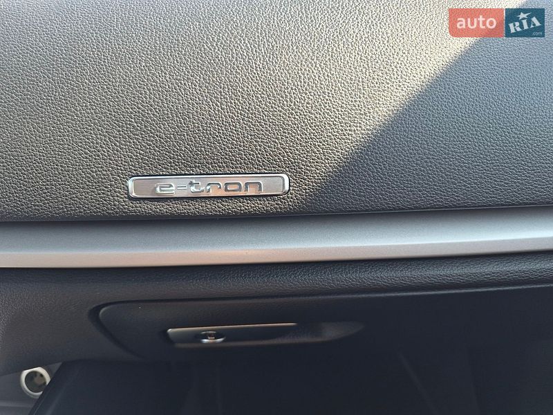 Хэтчбек Audi A3 2017 в Ровно фото 19 Хэтчбек Audi A3 2017 в Ровно