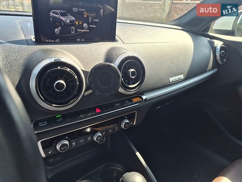 Хэтчбек Audi A3 2017 в Ровно фото 18 Хэтчбек Audi A3 2017 в Ровно