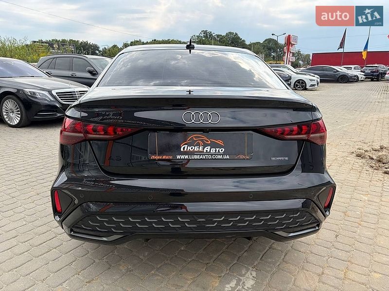 Седан Audi A3 2025 в Львове