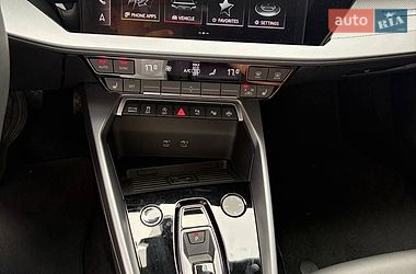 Седан Audi A3 2025 в Львове